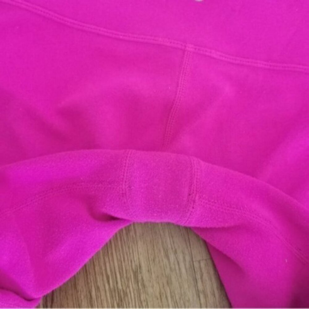 Lululemon Wunder Under hot pink crops 19" - Picture 7 of 7